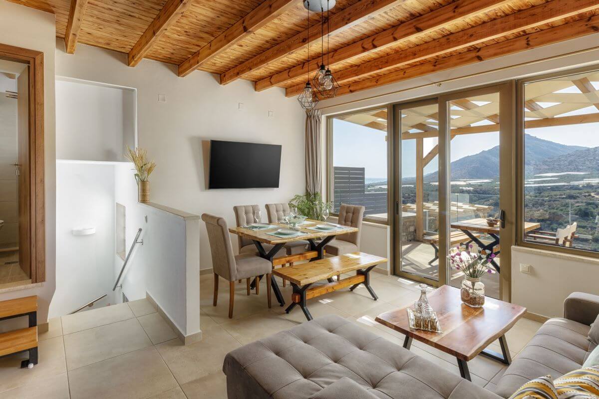 inside view villa mediterraneanview2